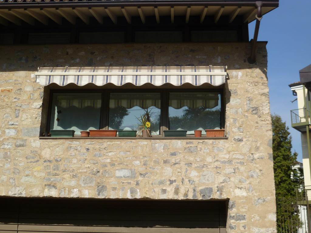 Villa Nido Del Tadini Lovere Zimmer foto